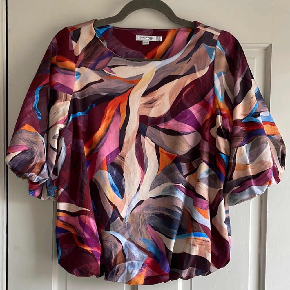 Chico's Women's Multicolor Abstract Bubble Hem Top (sizeChico's 0, US 4)